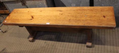 A low pine bench