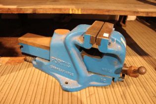 A large Fortis no 12 bench vice