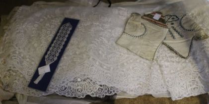 A selection of vintage lace to include gloves etc