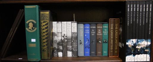 FOLIO SOCIETY A shelf of mainly Folio Society titles and others