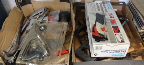 Two boxes of hand tools, to include a Wickes plane