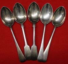 A set of three Edwardian dessert spoons, London 1904, together with a pair of silver dessert spoons,