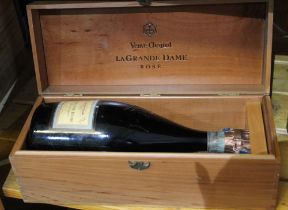 Veuve Clicquot Ponsardin la Grande Dame Champagne Rose 1988