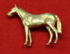 A 9ct gold horse design pin brooch, cast in the round, weight 11g