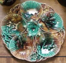 A majolica oyster plate 22.5cm diameter