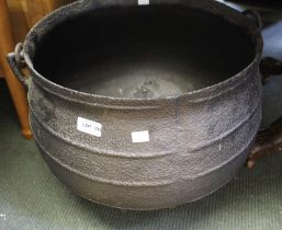 A cast iron cauldron with swing handle, 41cm diameter