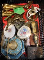 A quantity of brass ware, includes bell with wall mounting, horse drawn coal wagon, decorativ