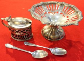 A collection of silver items, includes a Georgian design lidded mustard, with blue glass liner, a pe