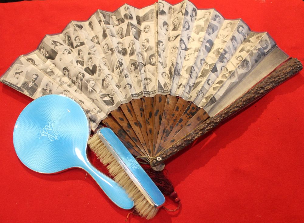 A late 19th century fan, printed with portraits of those involved in Opera, singers etc, also two Op