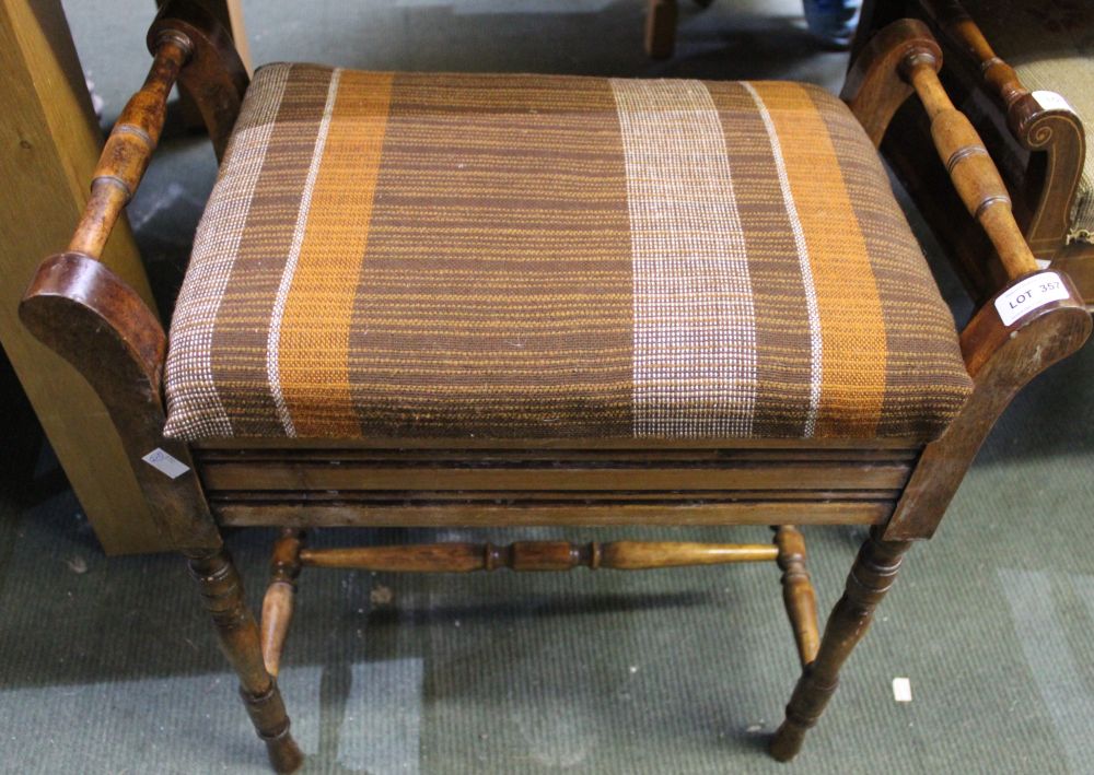 An Edwardian mahogany piano stool with lift up seat - Image 2 of 2