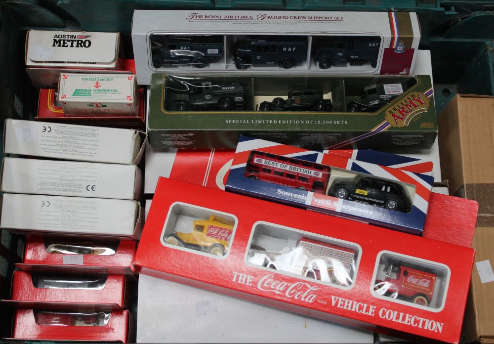 Approximately 25 boxed diecast models of vehicles, individual and some - Image 2 of 2