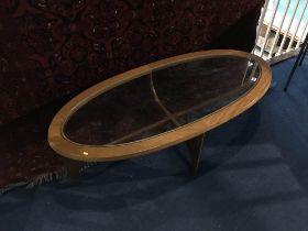 Oval coffee table