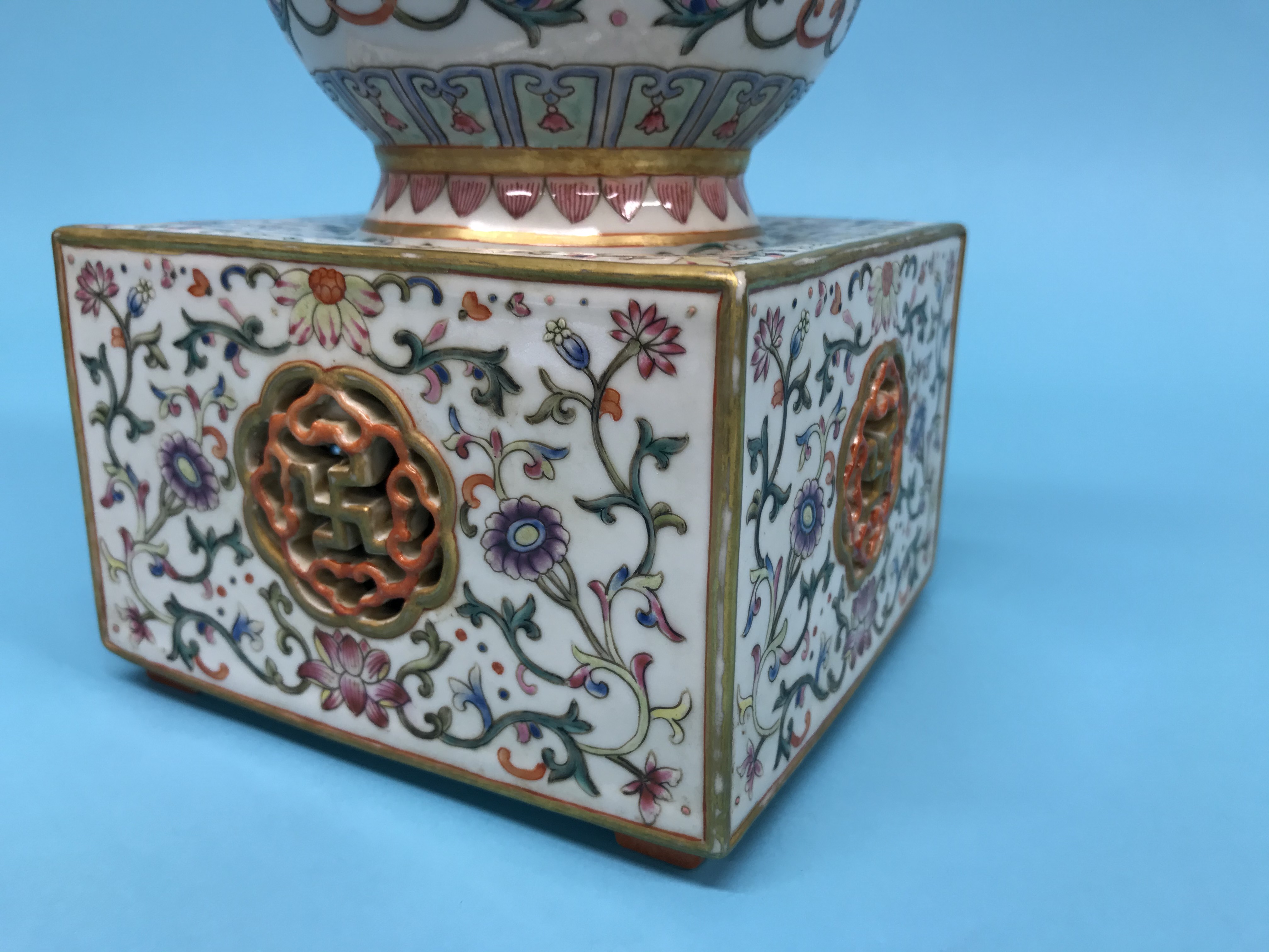 An unusual Chinese Famille Rose two handled vase, supported on a square and pierced base, mark in - Image 14 of 17