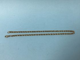 A gold necklace, stamped '375', 13.5g, L 40cm