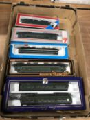 Tray of '00' gauge diesel locomotives including Lima, Mainline and Airfix
