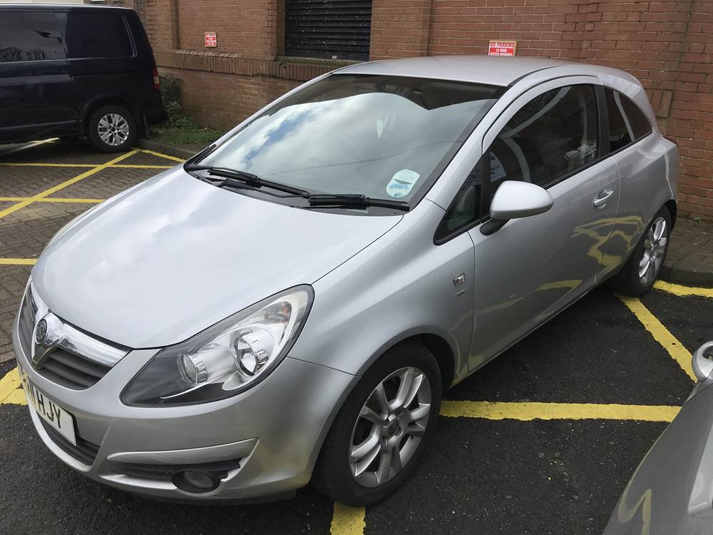 Vauxhall Corsa, silver, registered 29 March 2011, petrol, one key, no MOT, mileage stated 70,564 - Image 3 of 6