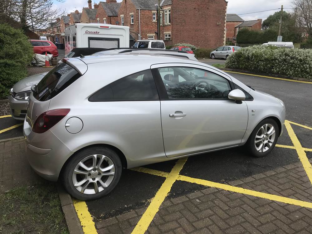 Vauxhall Corsa, silver, registered 29 March 2011, petrol, one key, no MOT, mileage stated 70,564 - Image 4 of 6