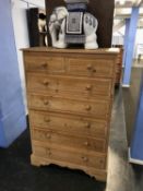 Pine chest of drawers, W 91cm, D 42cm, H 136cm