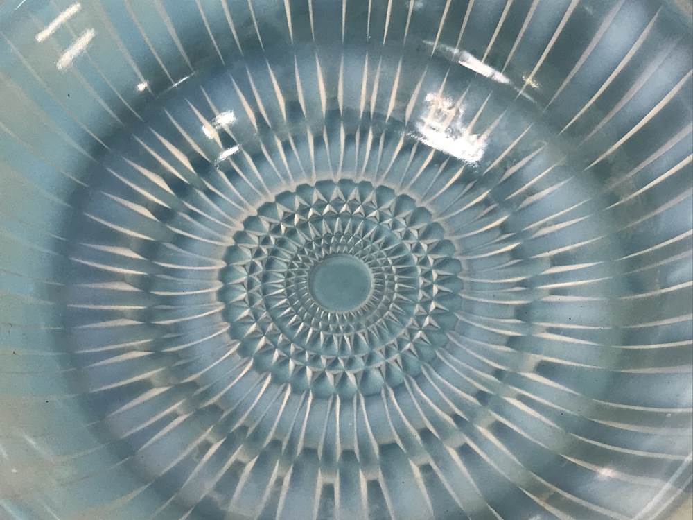 An opalescent Lalique style French circular bowl, made in France, D 30cm - Image 2 of 3