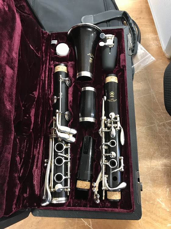 A Yamaha clarinet and hard case