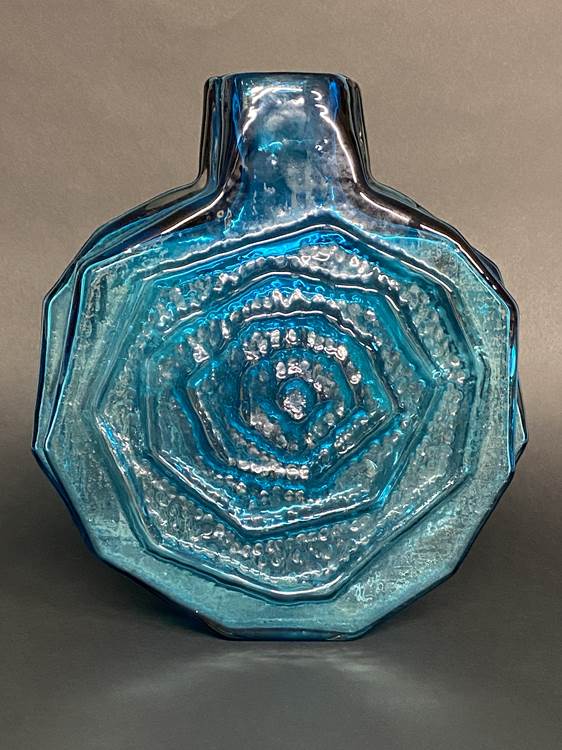 A Whitefriars Kingfisher blue 'Banjo' vase, pattern number 9681, designed by Geoffrey Baxter, H - Image 2 of 9