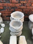 Garden statuary: Two pairs of garden planters