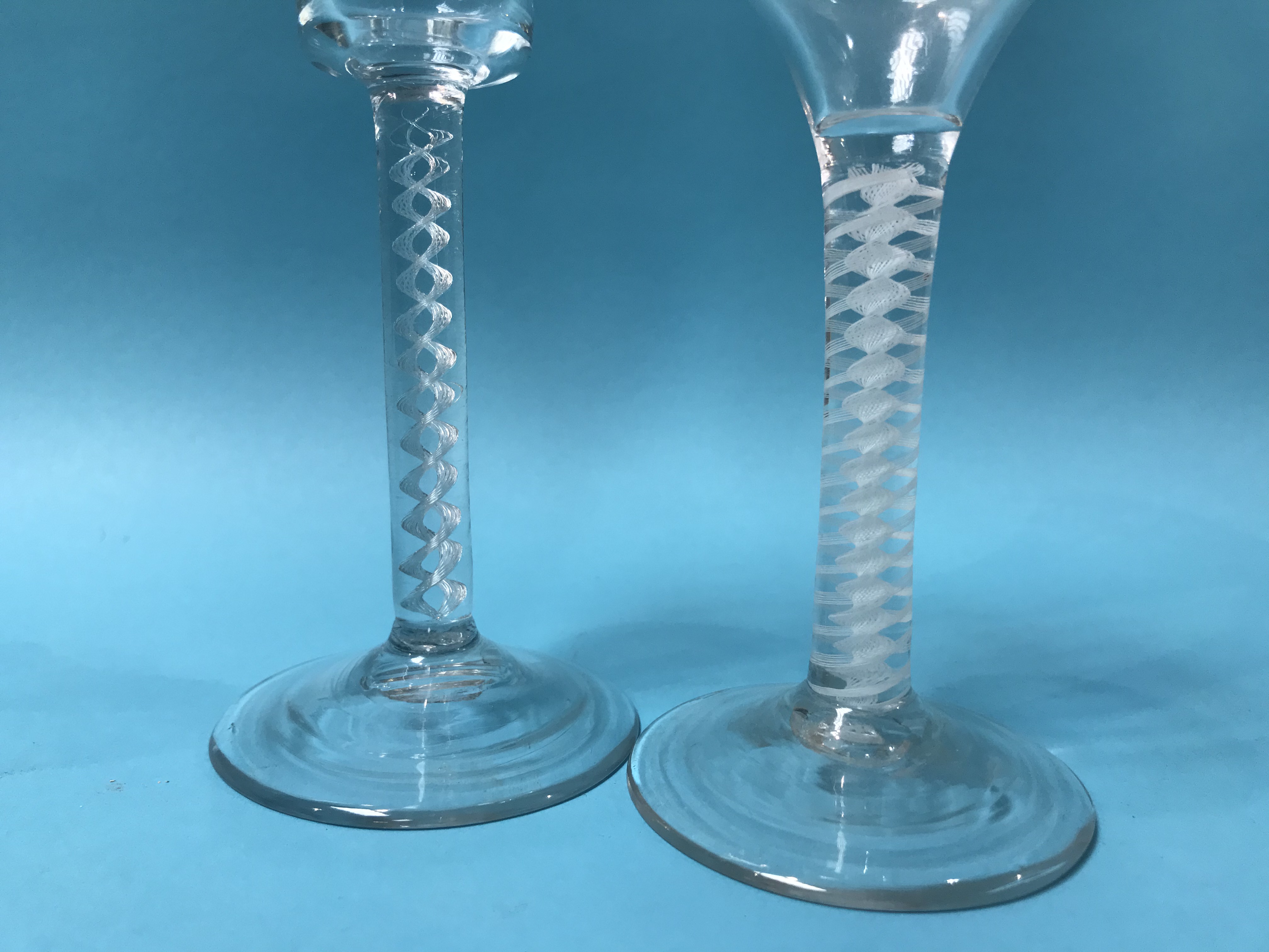 A Georgian air twist wine glass and another - Image 4 of 4