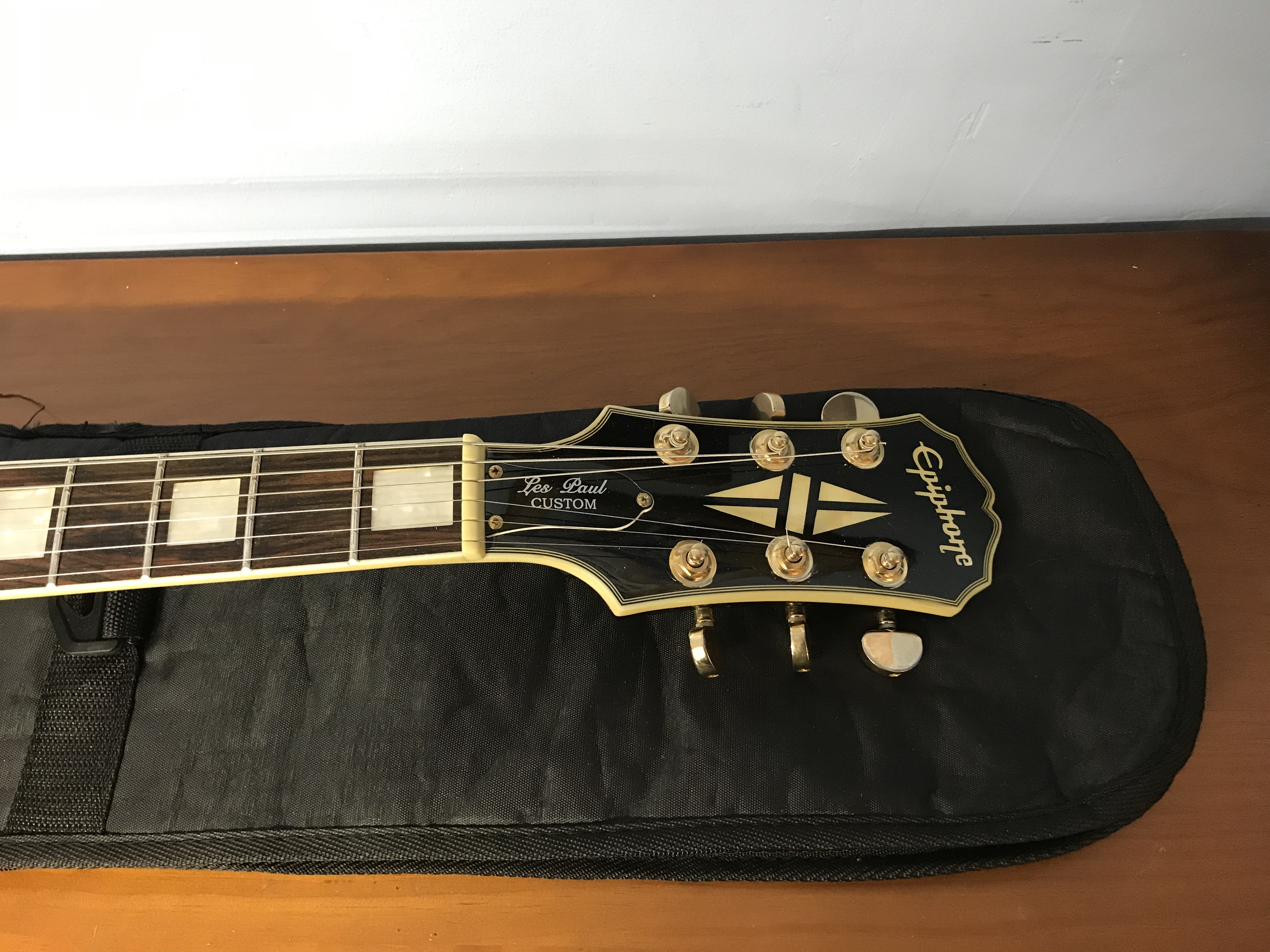 A Les Paul custom style guitar, with soft case - Image 3 of 3