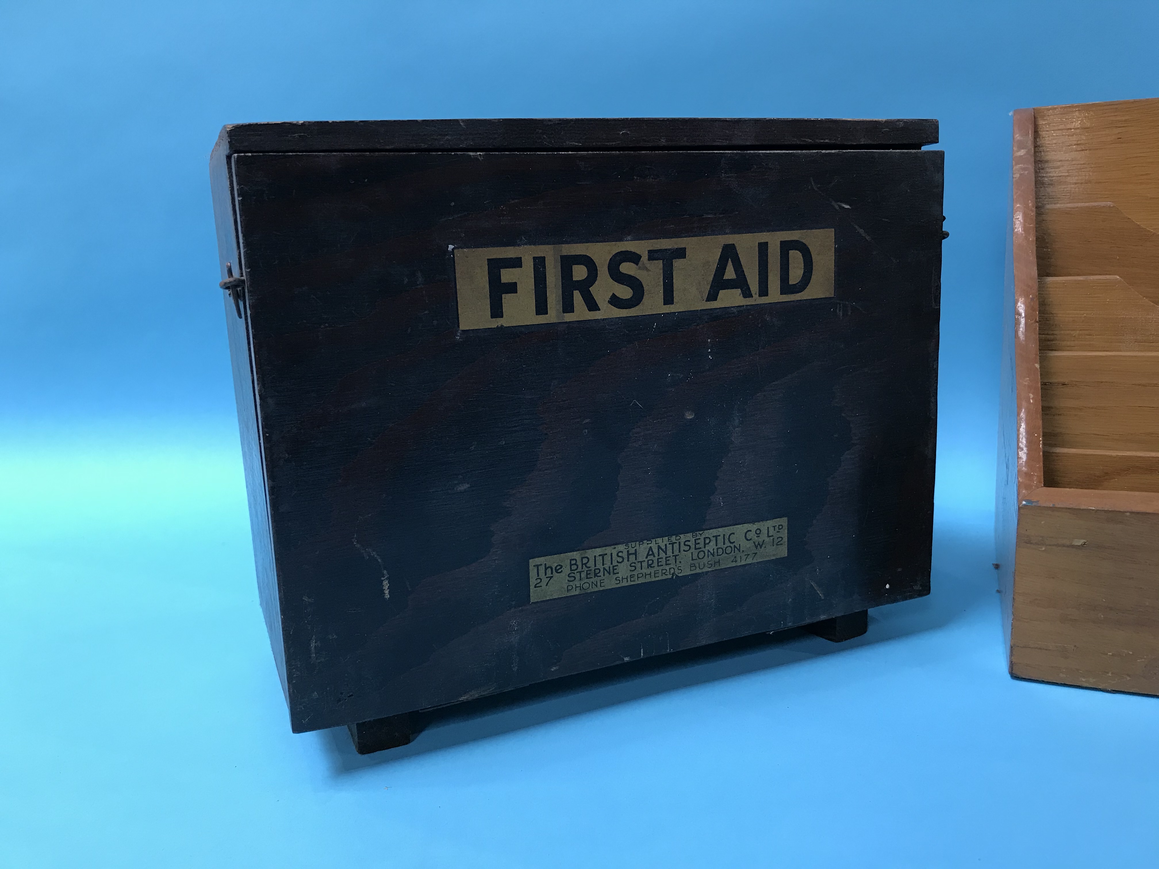 A first aid box and a letter rack - Image 2 of 2