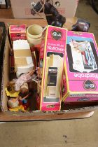 Various boxed Sindy accessories etc