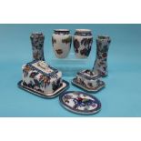 Two pairs of Losol Ware vases, a cheese dish, a butter dish and teapot stand (7)