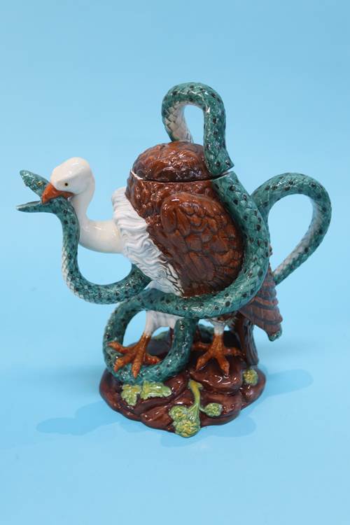 A boxed Minton 'Fish' teapot, a 'Vulture and Python' teapot and a Royal Creamware teapot - Image 3 of 3