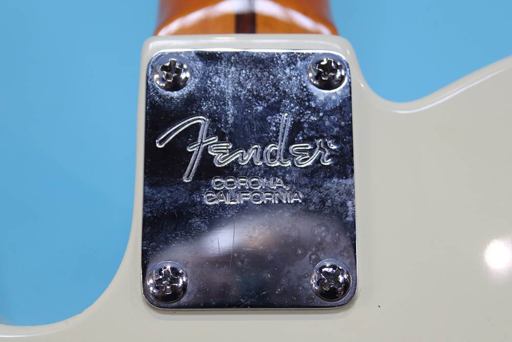 A Fender type 'Telecaster' guitar, made in the USA, cream colour, Corona California, serial number - Image 4 of 5