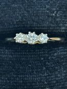 18ct Gold ring set with 3 diamonds Size P 2.4g
