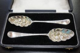 Pair of cased Berry spoons c1759 W.T Possibly Walt