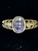 9ct Gold ring set with amethyst & 2 diamonds Size