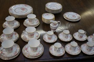 Royal Doulton H5052 Canton service - 58 pieces