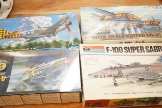 4x Aircraft Scale models