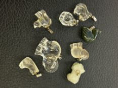 Bag of crystal & jade pendant