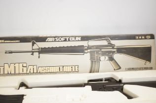 BB airsoft colt M16 A1 assault rifle plastic model