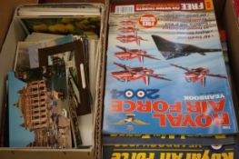 Royal air force magazines & a collection of vintag