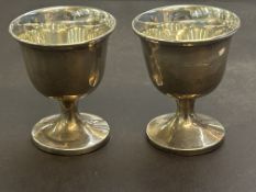 Pair of silver egg cups 59 grams. 6cm tall