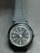 Sekonda quartz watch with modern plastic case & re