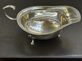 Silver gravy boat 120g