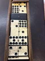 Early domino set