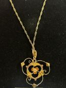 9ct Gold necklace & pearl pendant