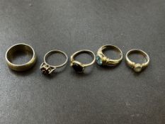 5 Silver rings