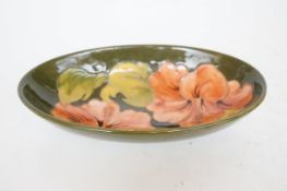Moorcroft hibiscus pattern bowl Diameter 24 cm
