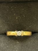 9ct Gold diamond solitaire ring Size K 3.5g