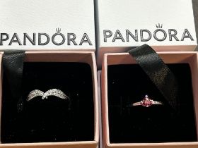2x Pandora rings with original boxes
